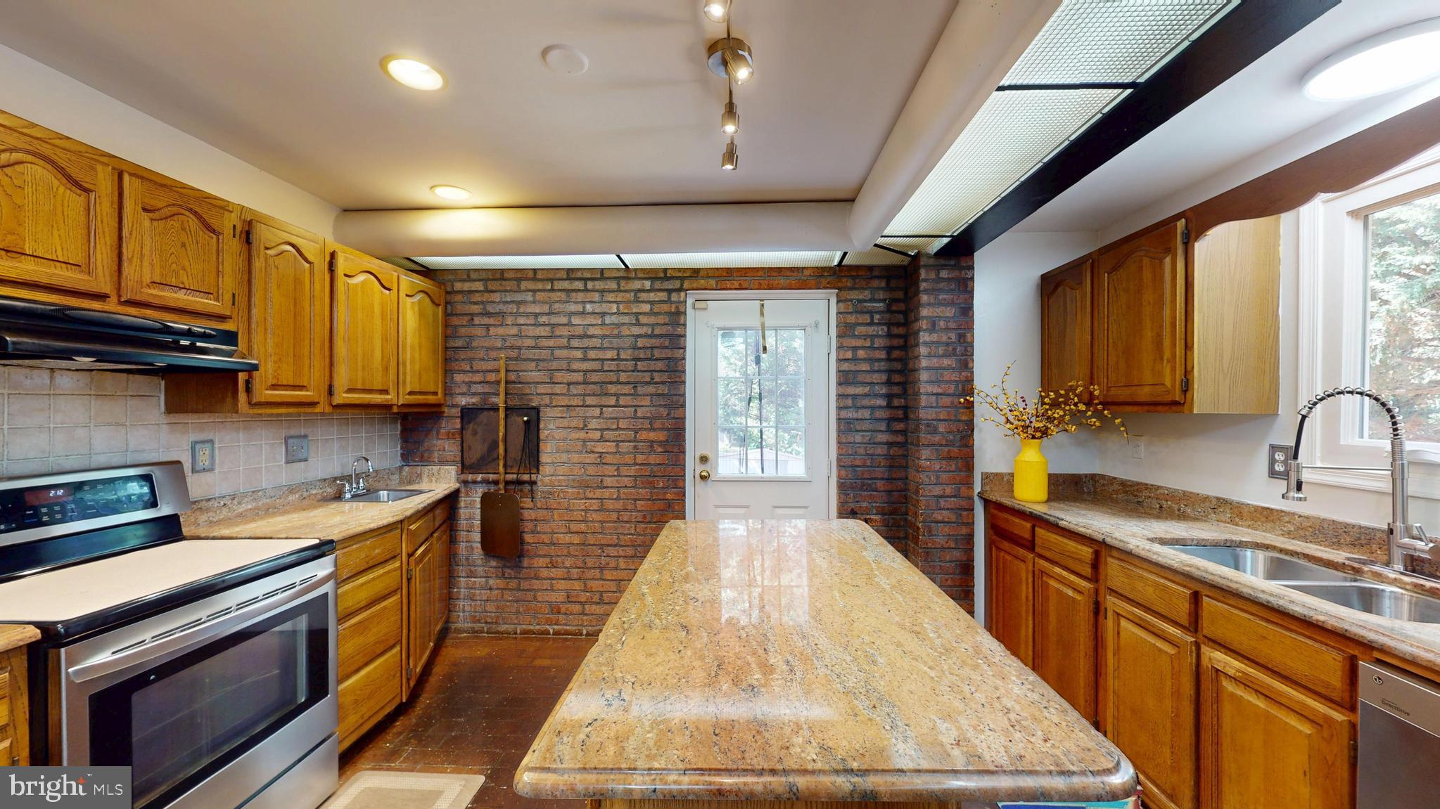 5000 Leah Court Camp Springs, MD 20746 - Photo 20 of 124