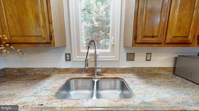 $600,000 | 5000 Leah Court, Camp Springs, MD 20746