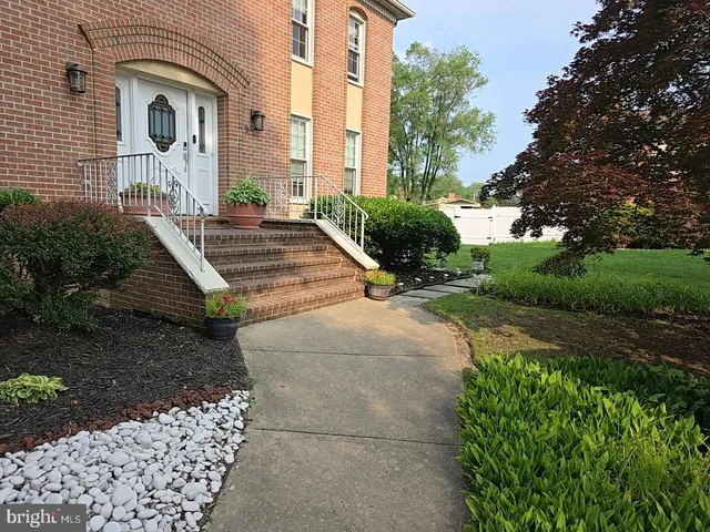 $600,000 | 5000 Leah Court, Camp Springs, MD 20746