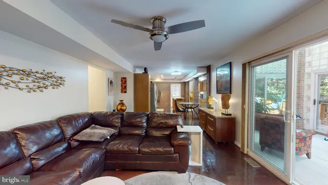 $600,000 | 5000 Leah Court, Camp Springs, MD 20746