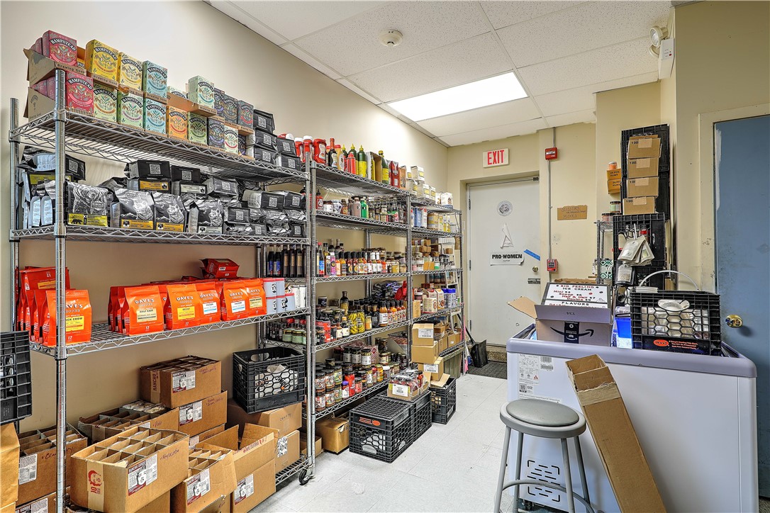 756 Hope Street Providence, RI 02906 - Photo 13 of 26