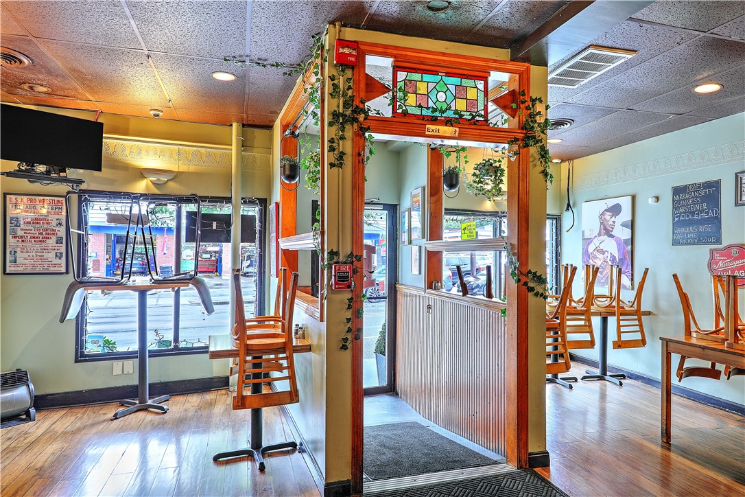 756 Hope Street Providence, RI 02906 - Photo 16 of 26