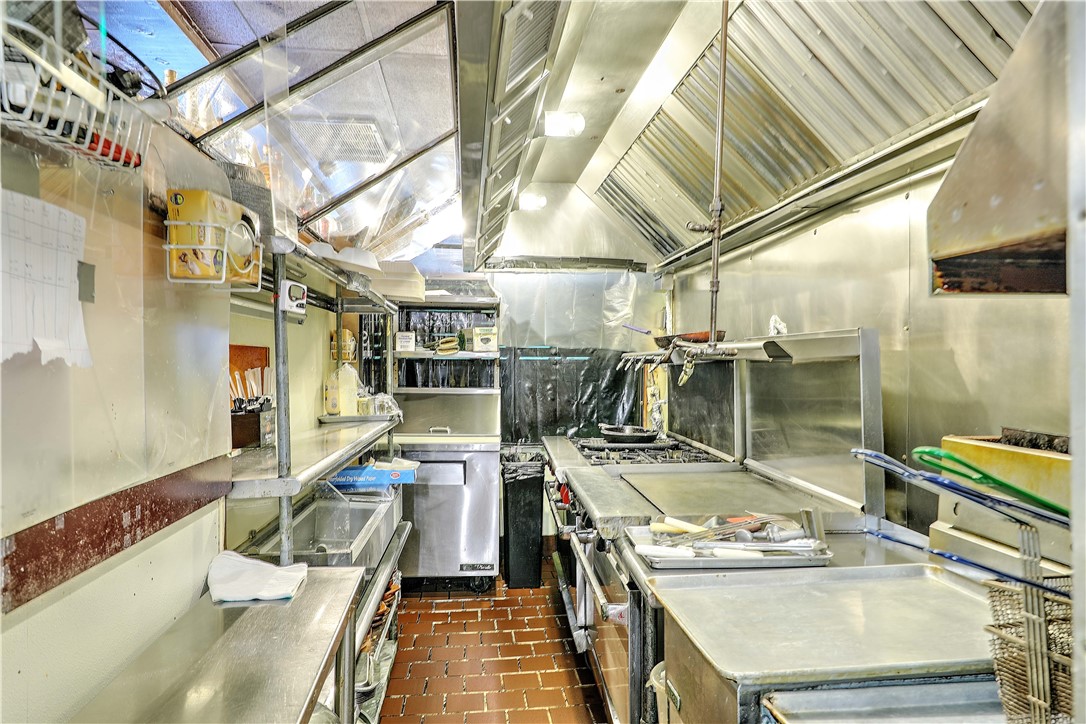 756 Hope Street Providence, RI 02906 - Photo 17 of 26