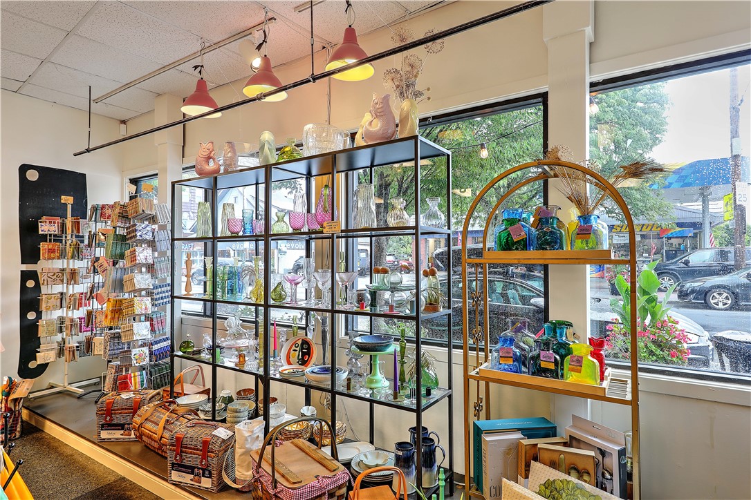 756 Hope Street Providence, RI 02906 - Photo 7 of 26