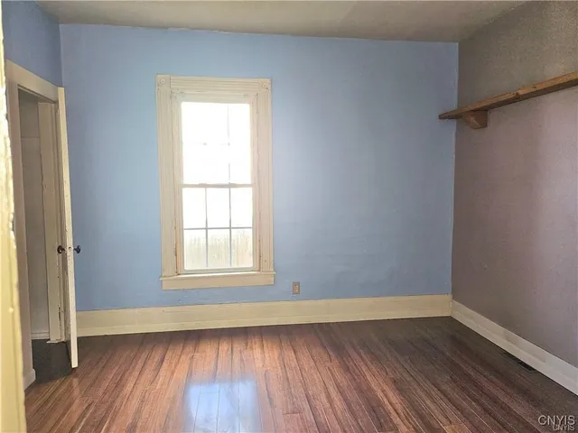 $1,400 | 305 Highland Avenue, De Witt, NY 13057