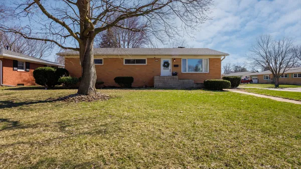 $225,000 | 307 Belview Avenue, Normal, IL 61761