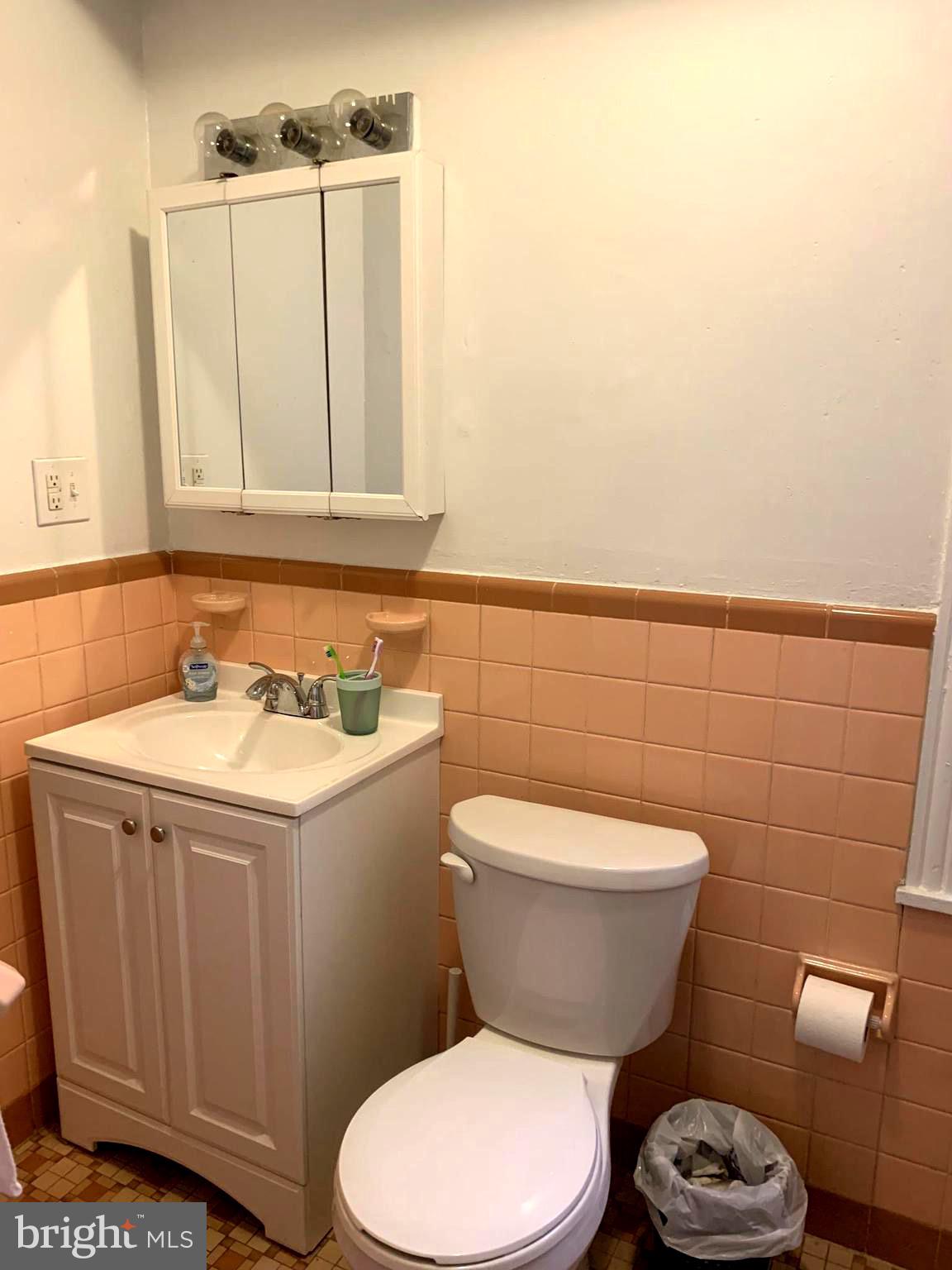 1231 West Ritner Street, Unit 2 Philadelphia, PA 19148 - Photo 12 of 13