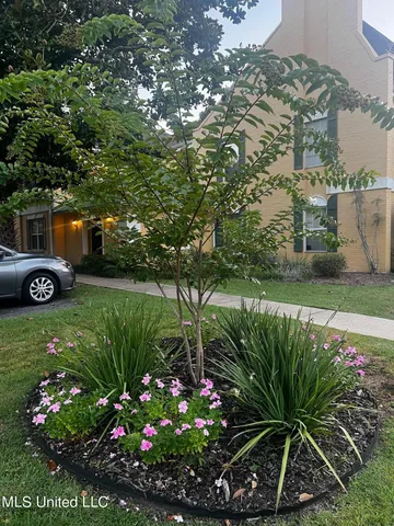 $60,000 | 3310 Washington Avenue, Unit 1211, Pascagoula, MS 39581