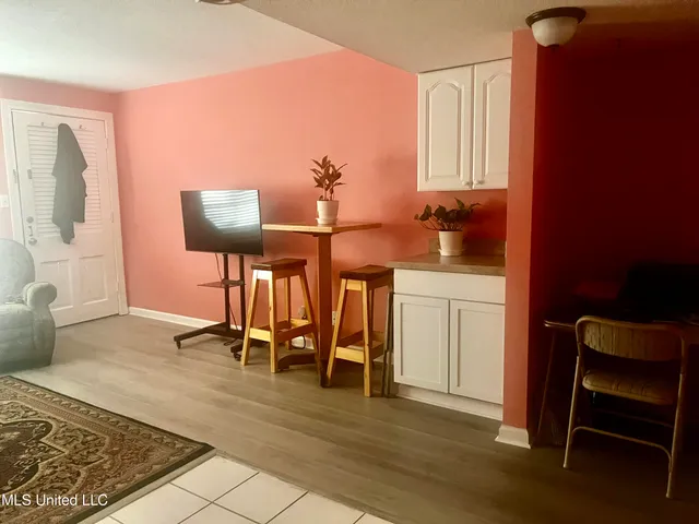 $60,000 | 3310 Washington Avenue, Unit 1211, Pascagoula, MS 39581