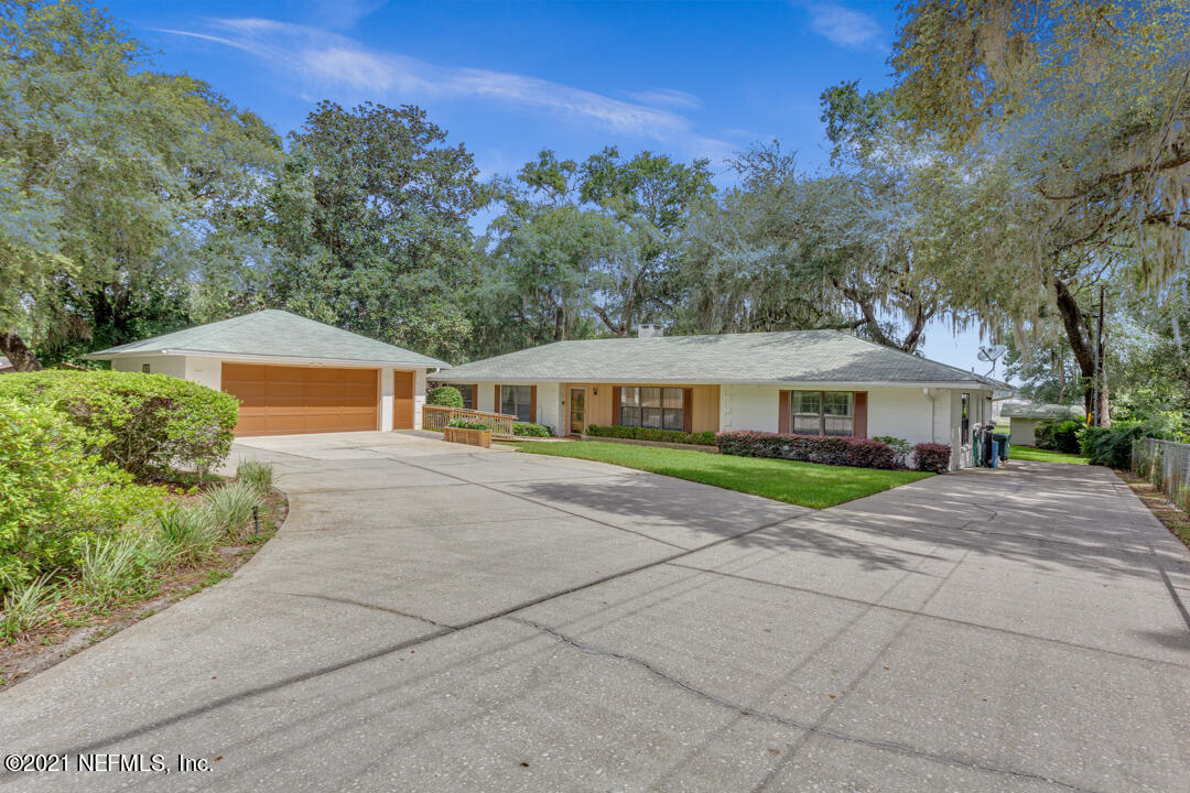 6302 Baker Road Keystone Heights, FL 32656 - Photo 1 of 40 3/2 with detached 2 car garage