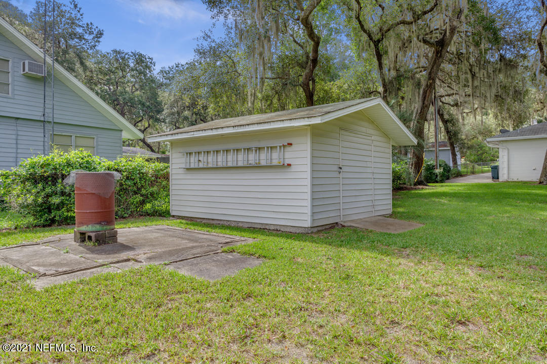 6302 Baker Road Keystone Heights, FL 32656 - Photo 32 of 40 Storage building