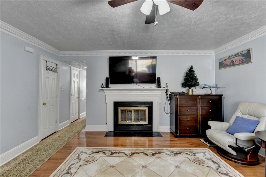 6118 Queen Anne Court Norcross, GA 30093 - Photo 9 of 40