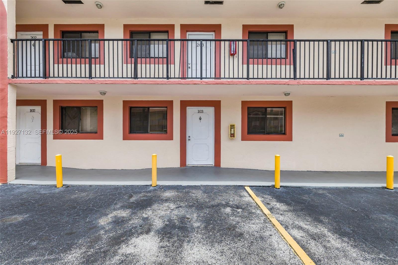 6165 West 22nd Court, Unit 202 Hialeah, FL 33016 - Photo 15 of 15