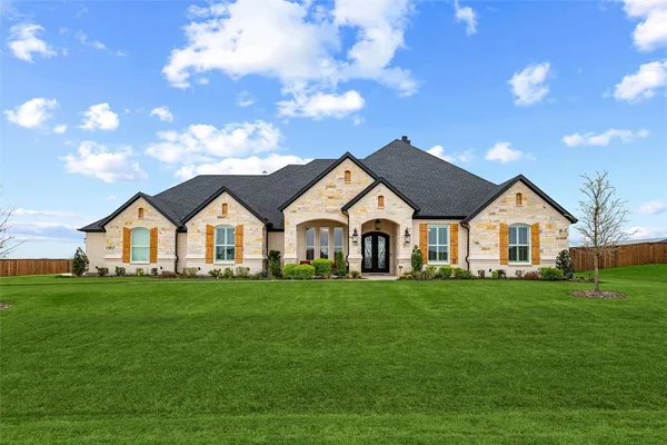 $729,900 | 2330 Kinley Brooke Court, Waxahachie, TX 75167