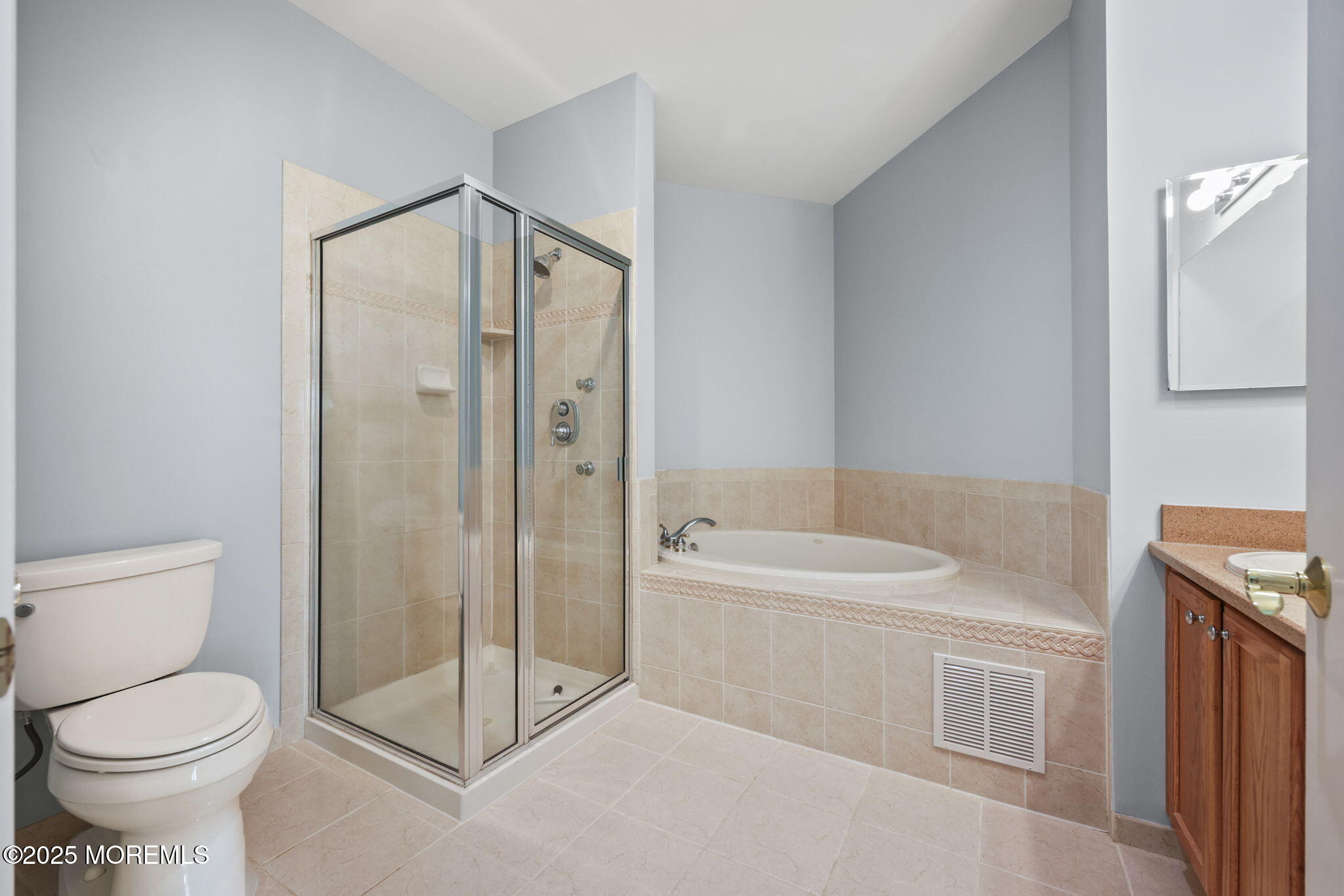 3208 Falston Circle, Unit 3208 Old Bridge, NJ 08857 - Photo 19 of 39 a bathroom with a toilet sink and shower