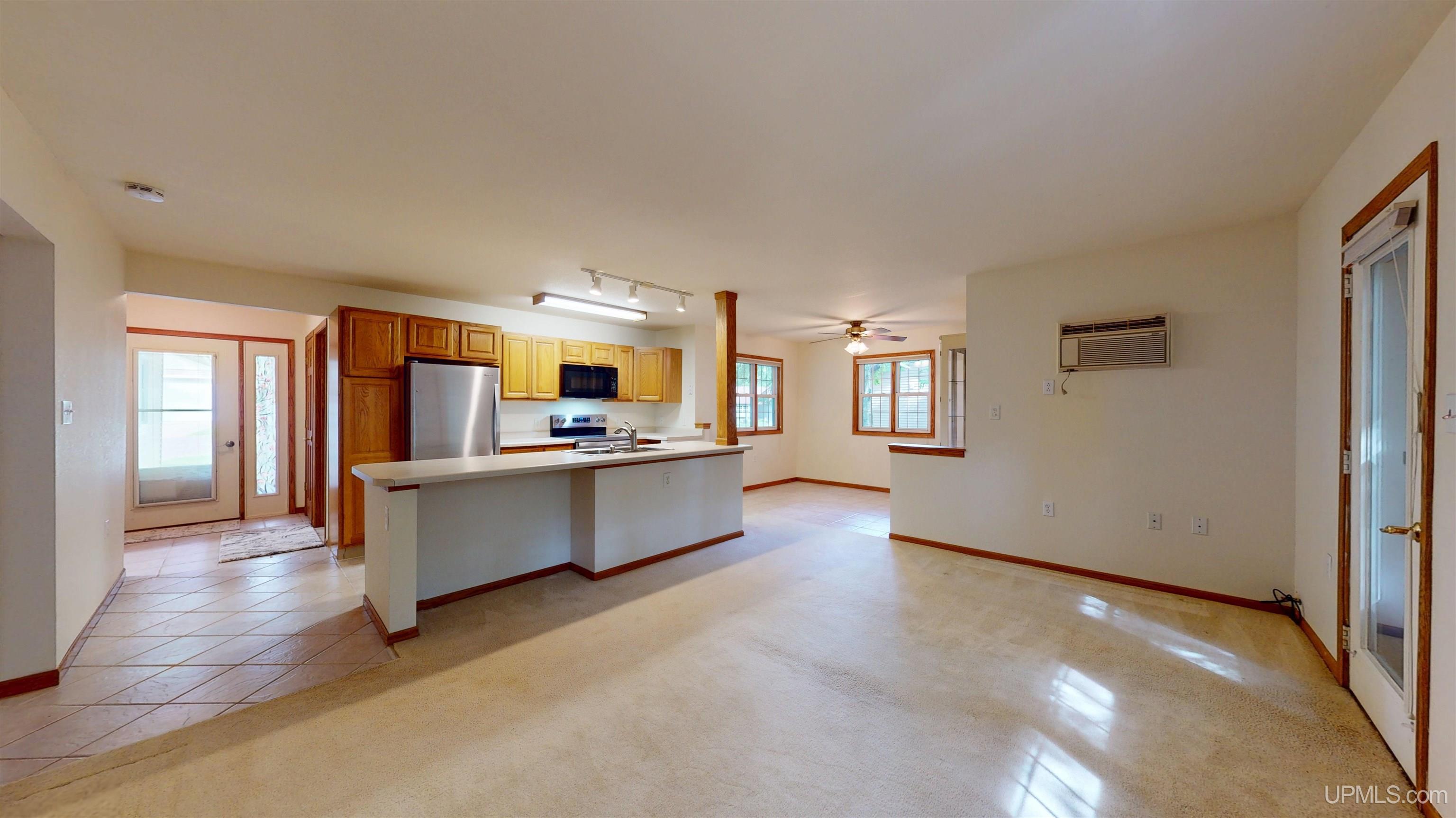 108 Forest Ridge Drive Marquette, MI 49855 - Photo 4 of 40