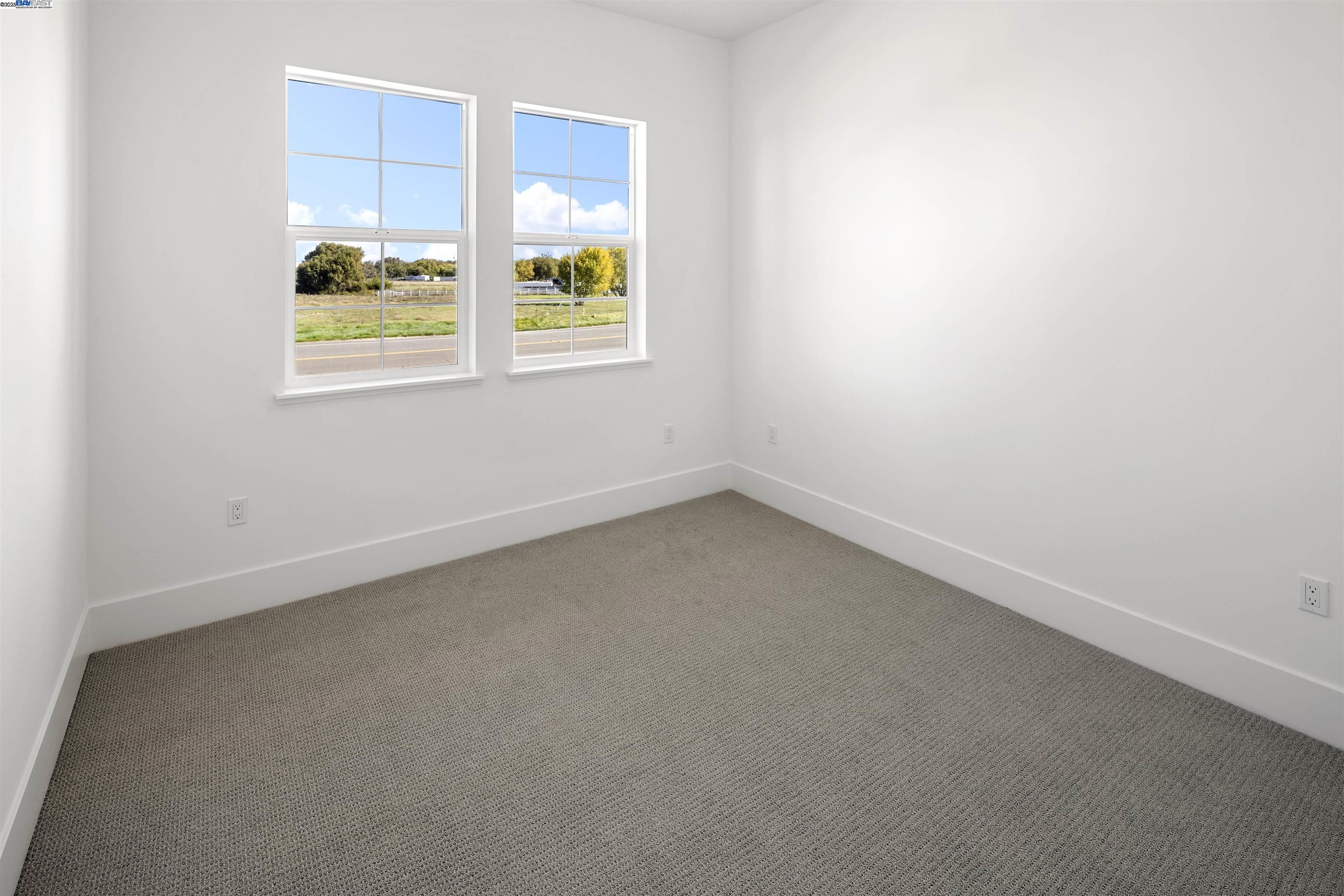 6012 Windsweep Road Bethel Island, CA 94511 - Photo 21 of 33 an empty room with a window