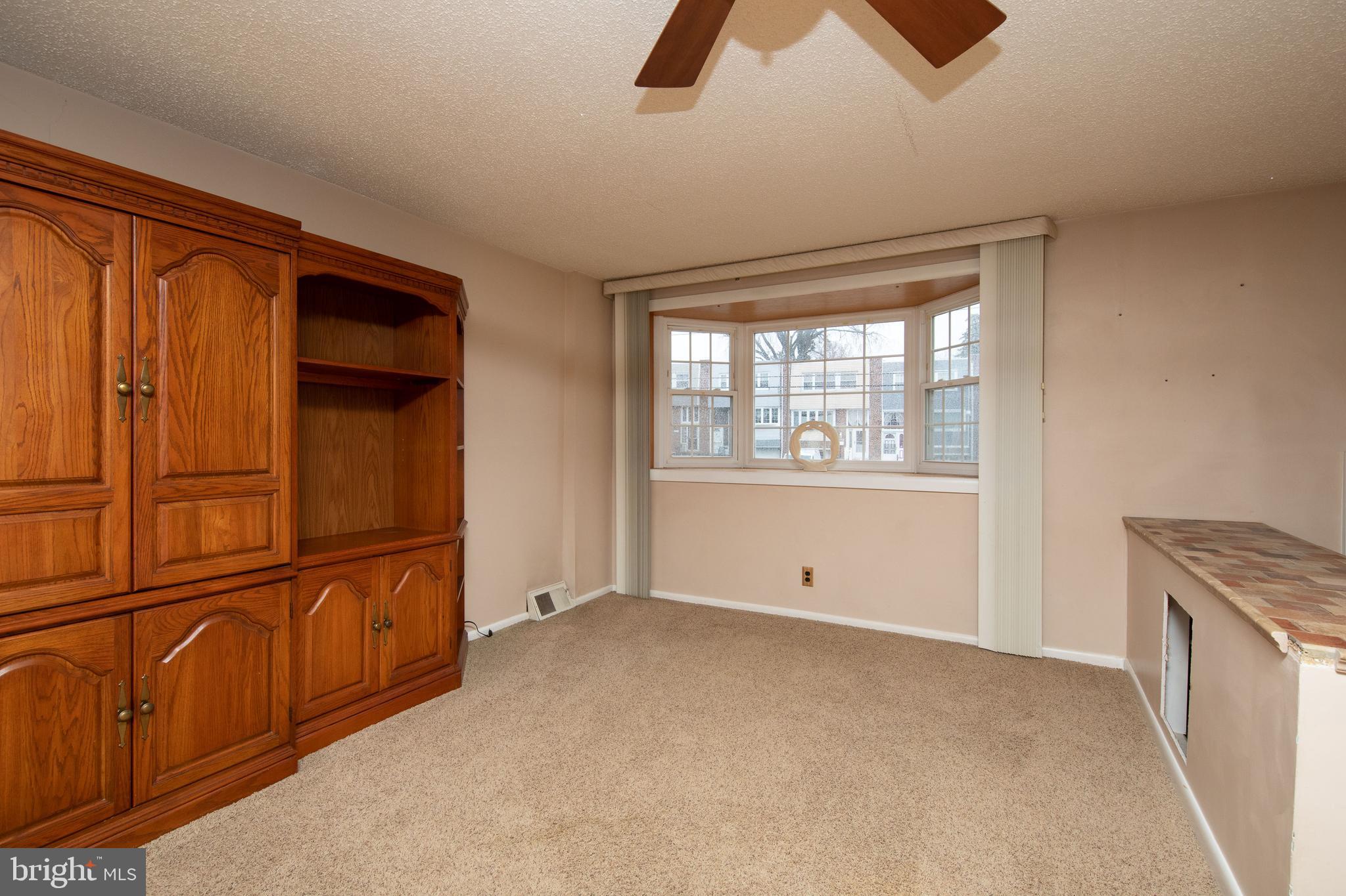 4212 Fairdale Road Philadelphia, PA 19154 - Photo 6 of 36 Gallery Image 6