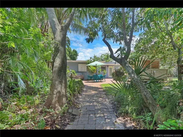 $2,850 | 1905 Northeast River Court, Jensen Beach, FL 34957