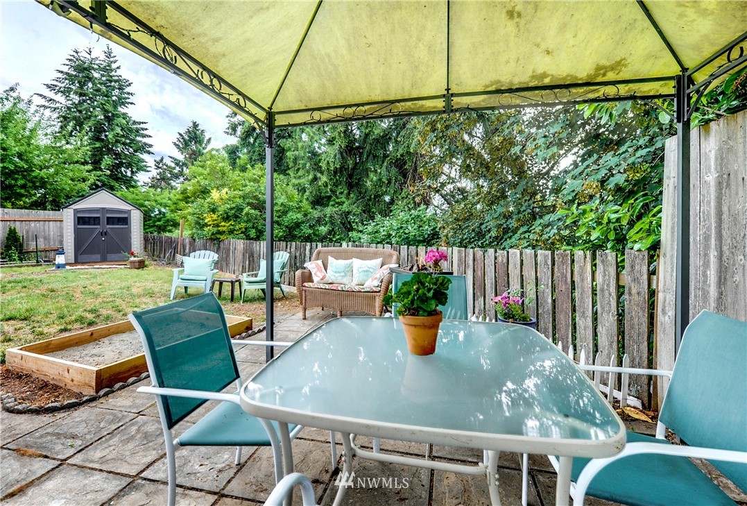 2513 Northeast 6th Place Renton, WA 98056 - Photo 10 of 12