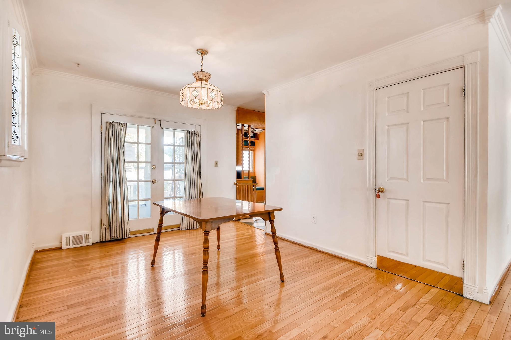 1003 Dunholme Road Reisterstown, MD 21136 - Photo 8 of 28 Dining Room