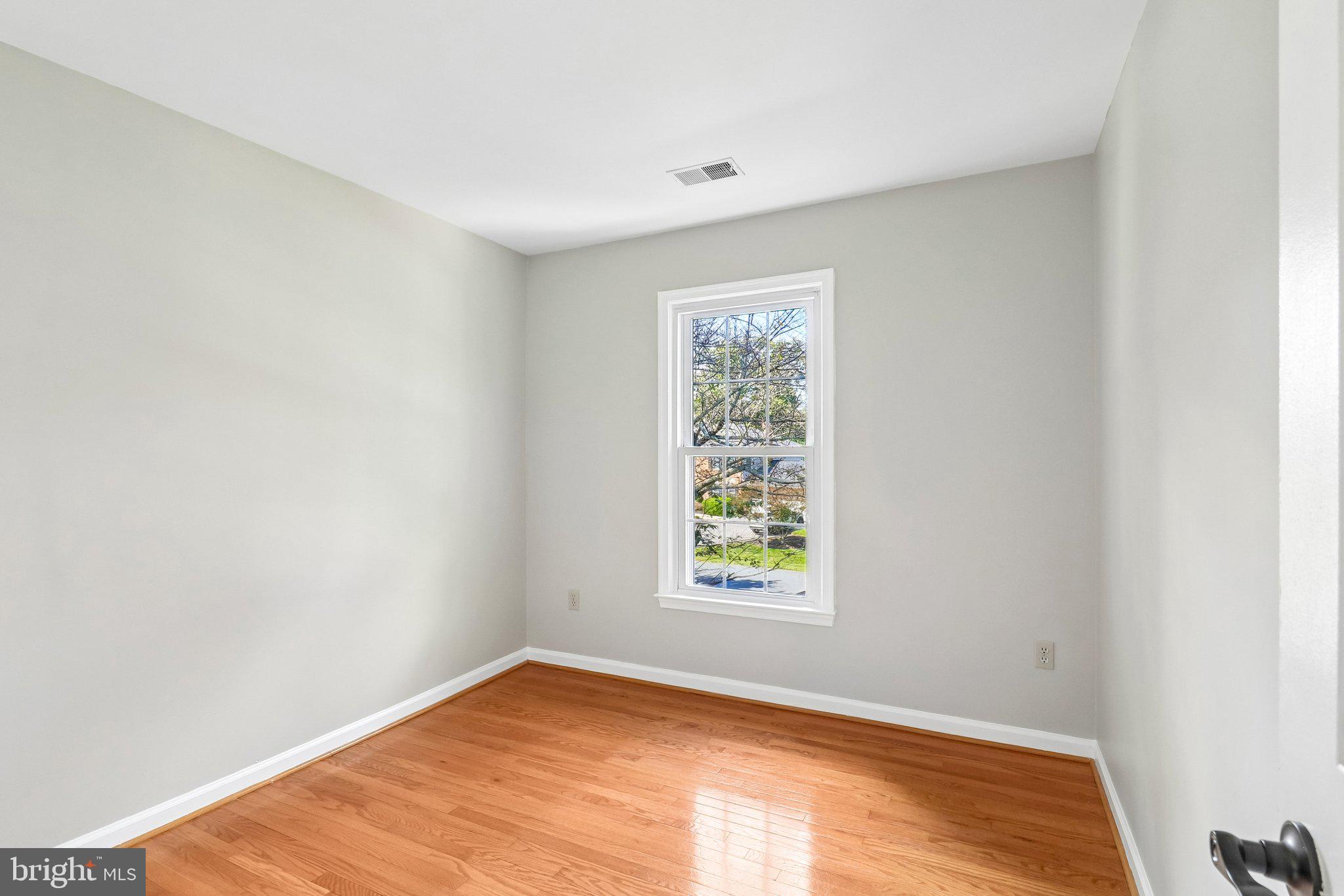 12408 Triple Crown Road Gaithersburg, MD 20878 - Photo 51 of 87 4th bedroom