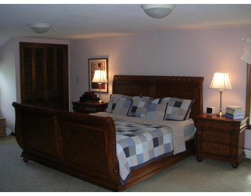 111 Red Gate Road Tyngsborough, MA 01879 - Photo 10 of 21 Gallery Image 10