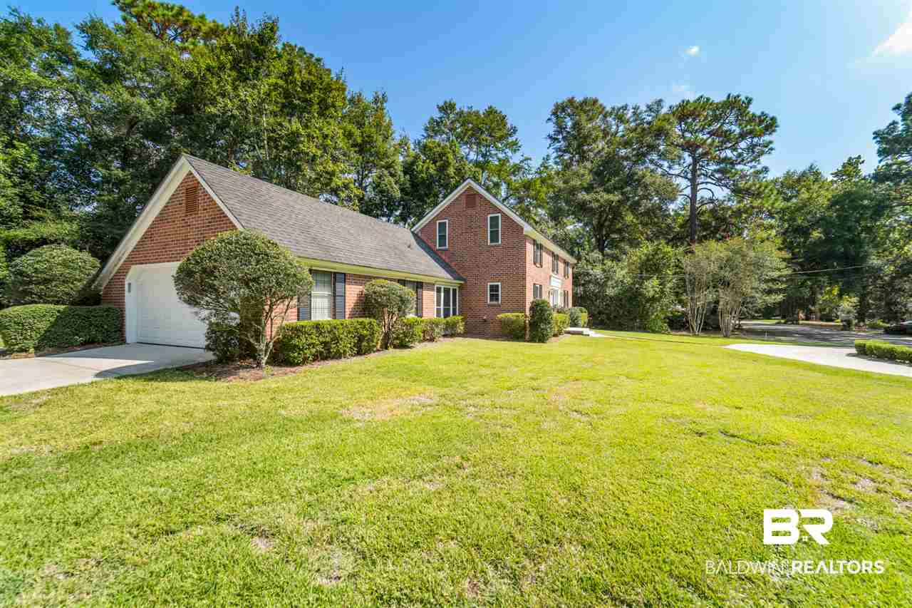 697 Cedar Avenue Fairhope, AL 36532 - Photo 30 of 30 Side of Home