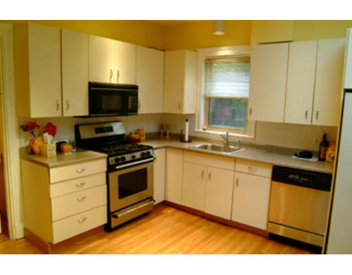 88 Manet Road Newton, MA 02467 - Photo 4 of 10