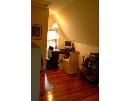 88 Manet Road Newton, MA 02467 - Photo 6 of 10