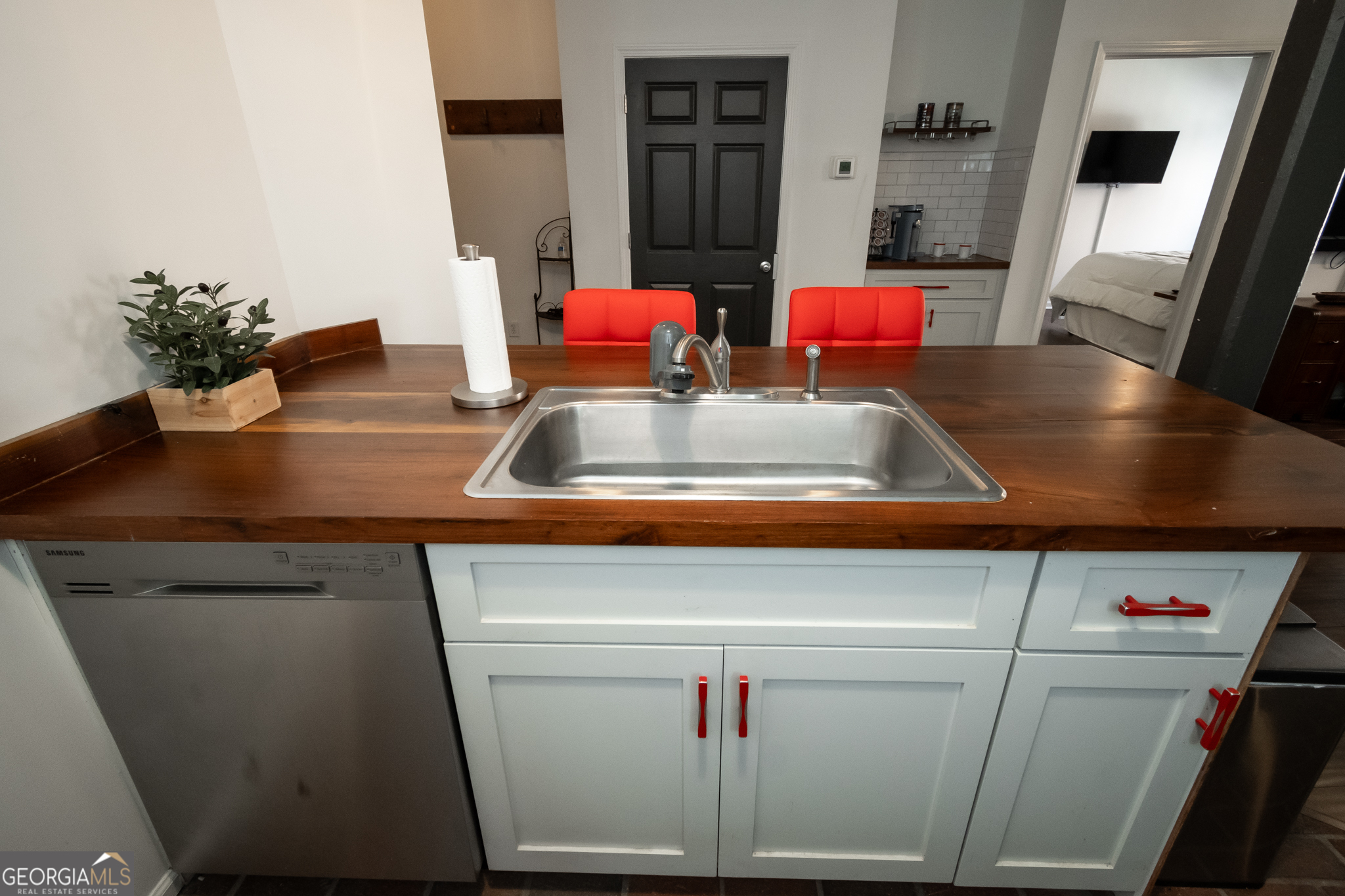 269 North Hull Street, Unit 202 Athens, GA 30601 - Photo 16 of 55