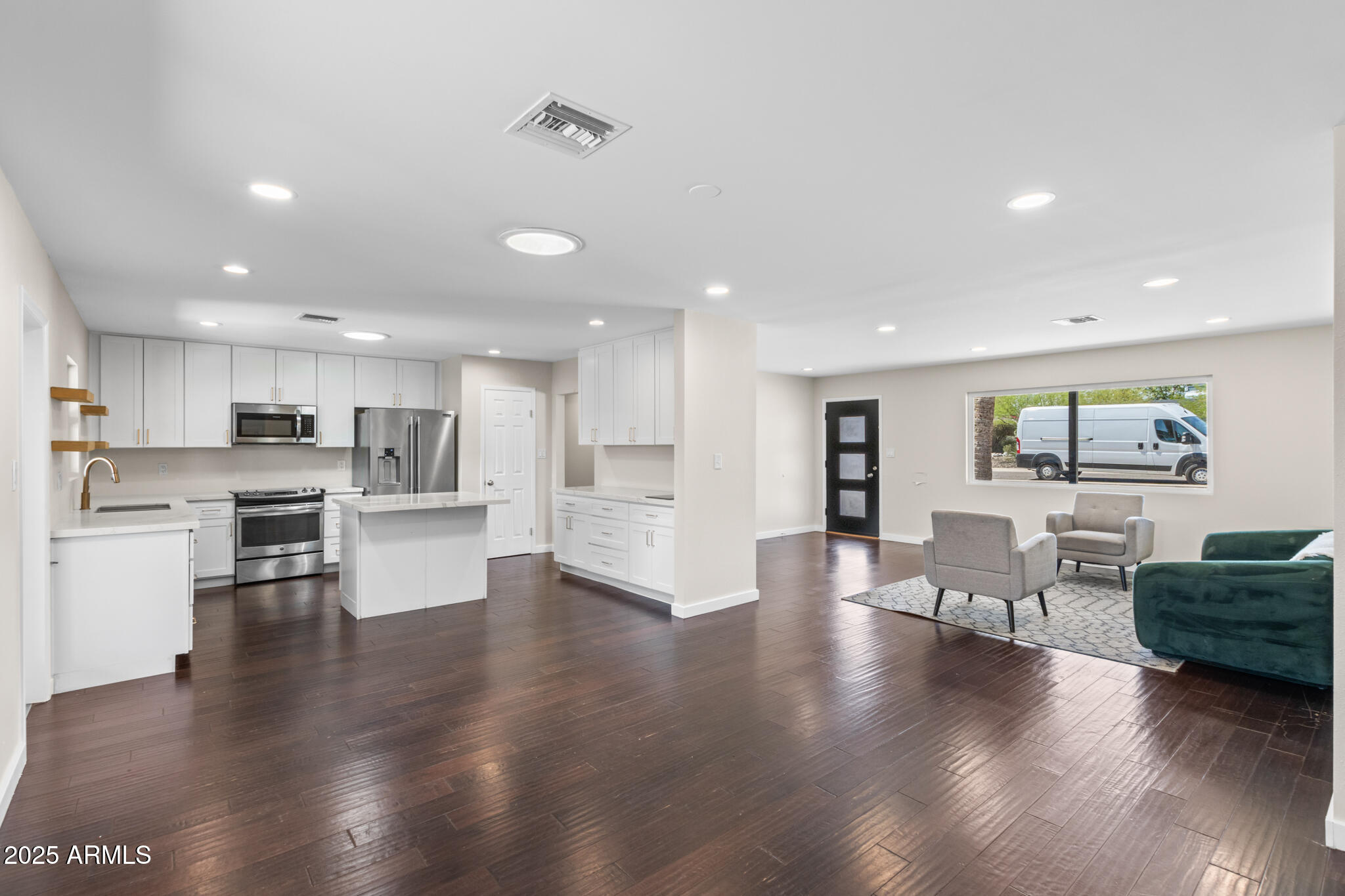 1911 East Lawrence Road Phoenix, AZ 85016 - Photo 23 of 49 a view of kitchen with furniture and wooden floor