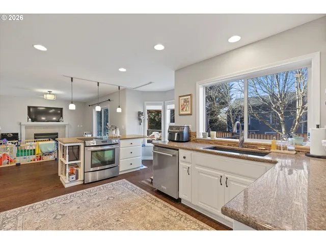 $599,000 | 3619 Knoll Drive, Newberg, OR 97132