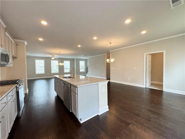 $449,500 | 2020 Manor Pointe Drive, Unit 19, Cumming, GA 30041