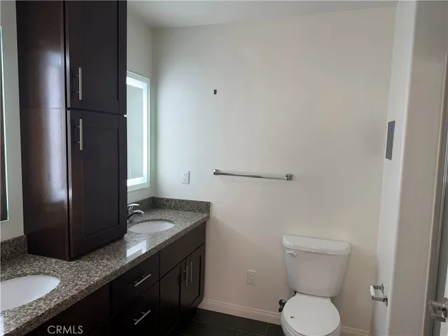 $3,250 | 11 South 3rd Street, Unit 216, Alhambra, CA 91801