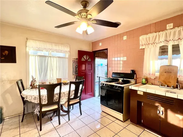 $780,000 | 5941 Stanton Avenue, Buena Park, CA 90621