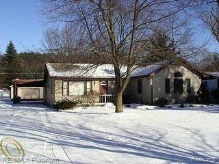 5762 Cullen Road Fenton, MI 48430 - Photo 1 of 9 5762 CULLEN RD SUNNY WINTER