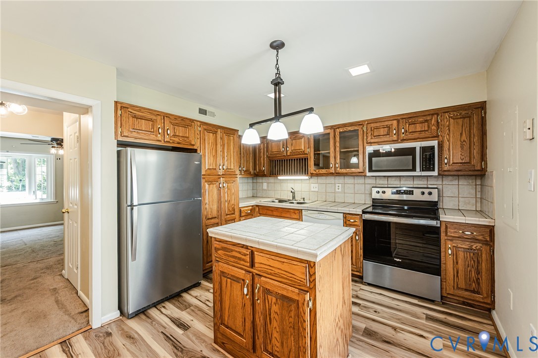 131 Raleigh Street Williamsburg, VA 23185 - Photo 10 of 41