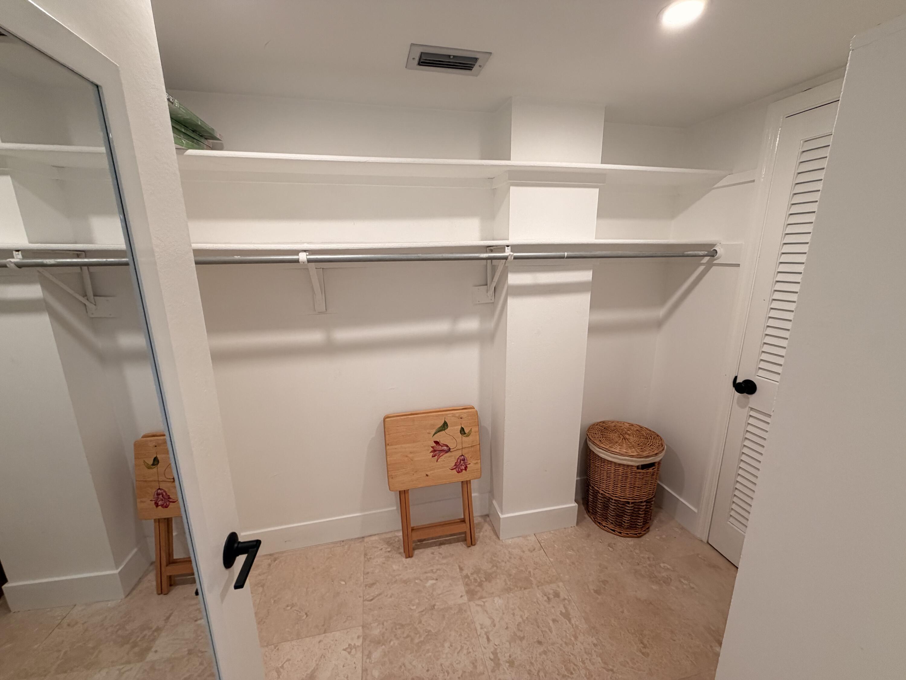 308 Golfview Road, Unit PH03 North Palm Beach, FL 33408 - Photo 12 of 16 IMG_3529