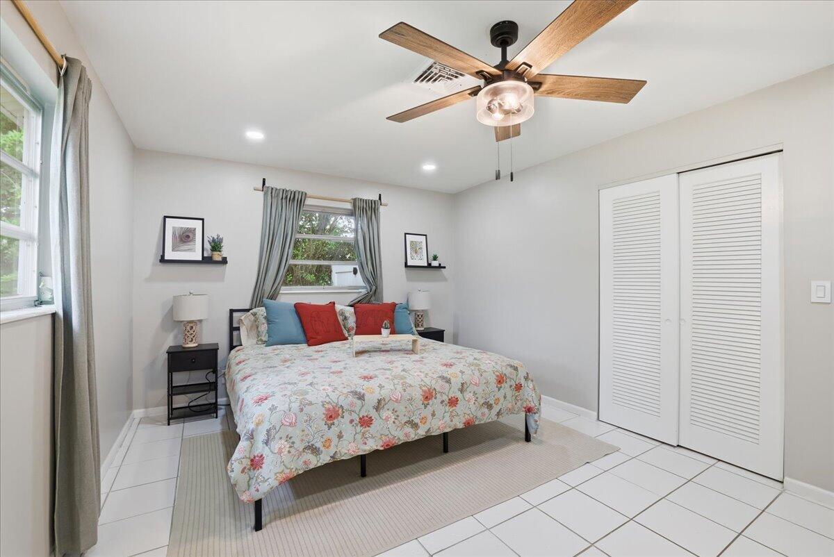 583 Northwest 12th Terrace Boca Raton, FL 33486 - Photo 21 of 31 14-8I8A4954