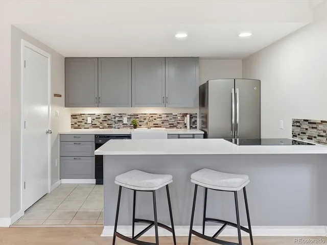 $1,900,000 | 166 South Rainbow Trail, Evergreen, CO 80439