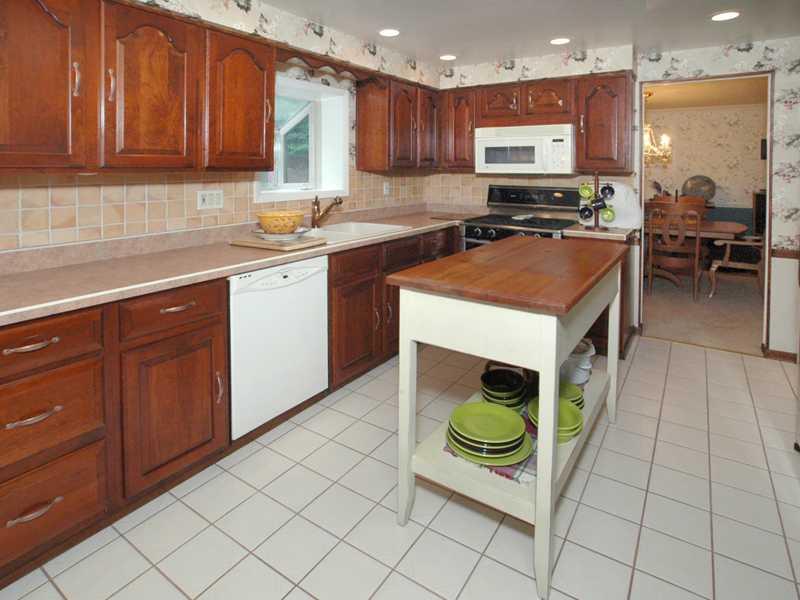 Kitchen. 