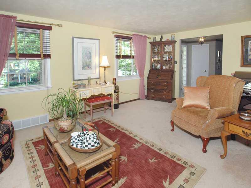 1026 Harvard Road Monroeville, PA 15146 - Photo 10 of 19 Living Room.