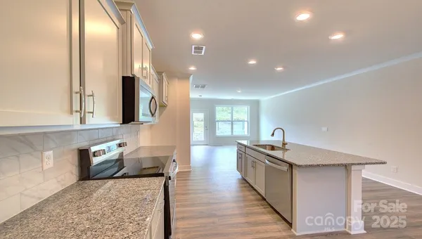 $359,990 | 117 Sugg Trail, Weaverville, NC 28787