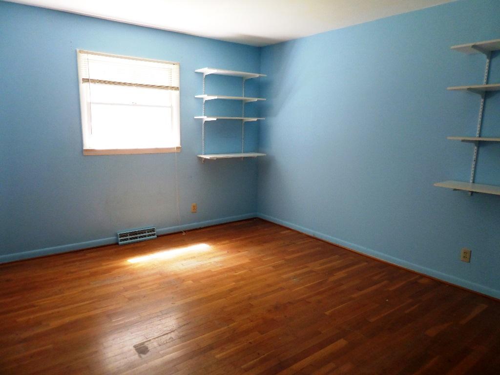 106 West Pasadena Lane Oak Ridge, TN 37830 - Photo 11 of 22 bed2