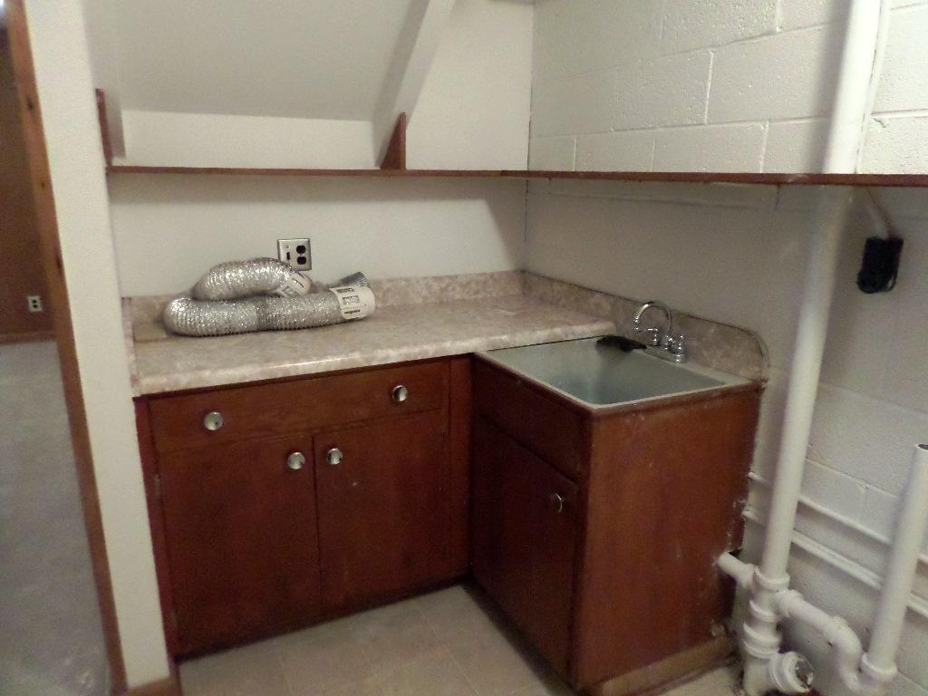 106 West Pasadena Lane Oak Ridge, TN 37830 - Photo 18 of 22 wetbar