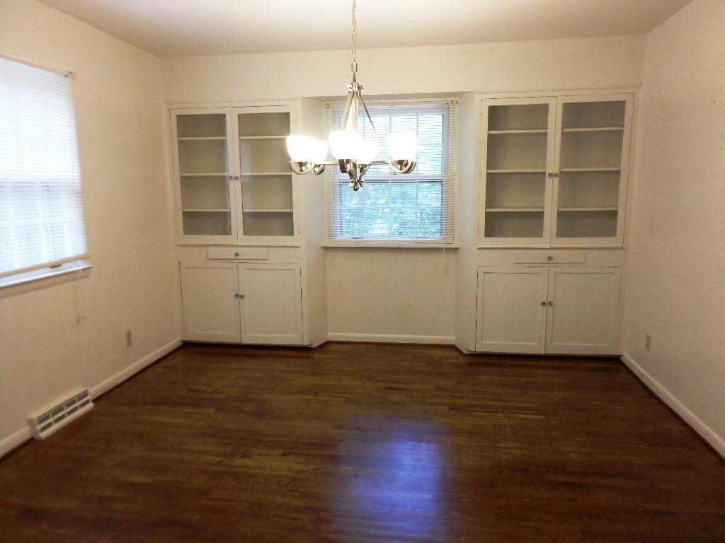 106 West Pasadena Lane Oak Ridge, TN 37830 - Photo 5 of 22 dining