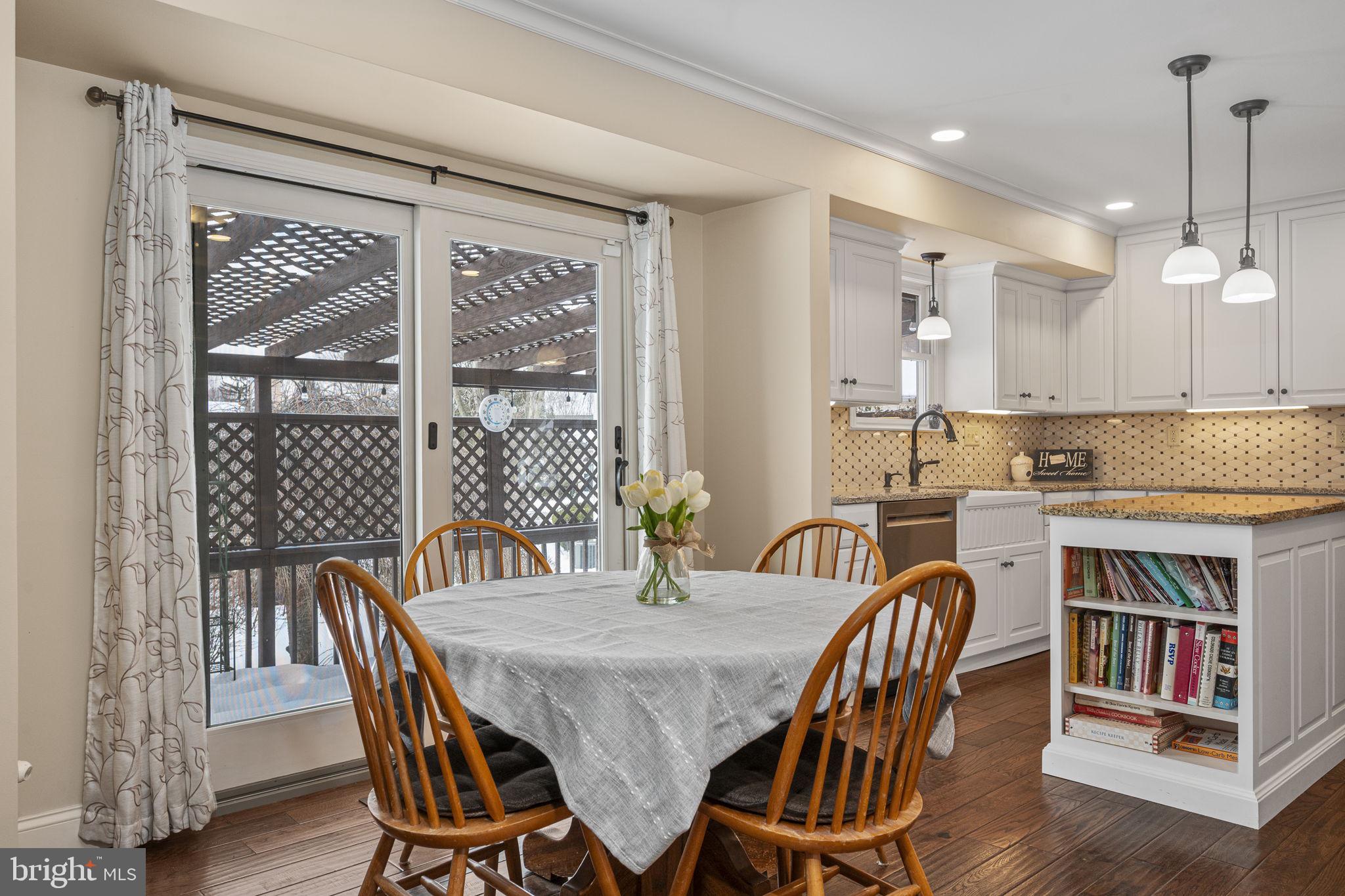 417 Windsong Lane Exton, PA 19341 - Photo 12 of 27 Eat-in-Kitchen!