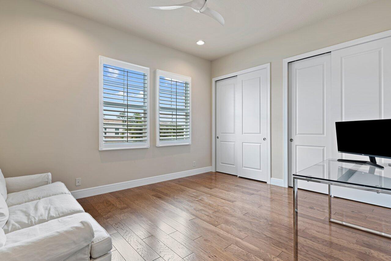 6464 Bellamalfi Street Boca Raton, FL 33496 - Photo 19 of 32 19