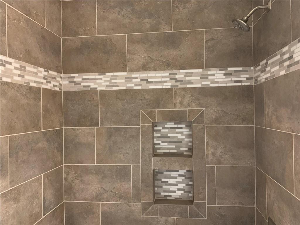 3675 River Road Hickory, NC 28602 - Photo 14 of 45